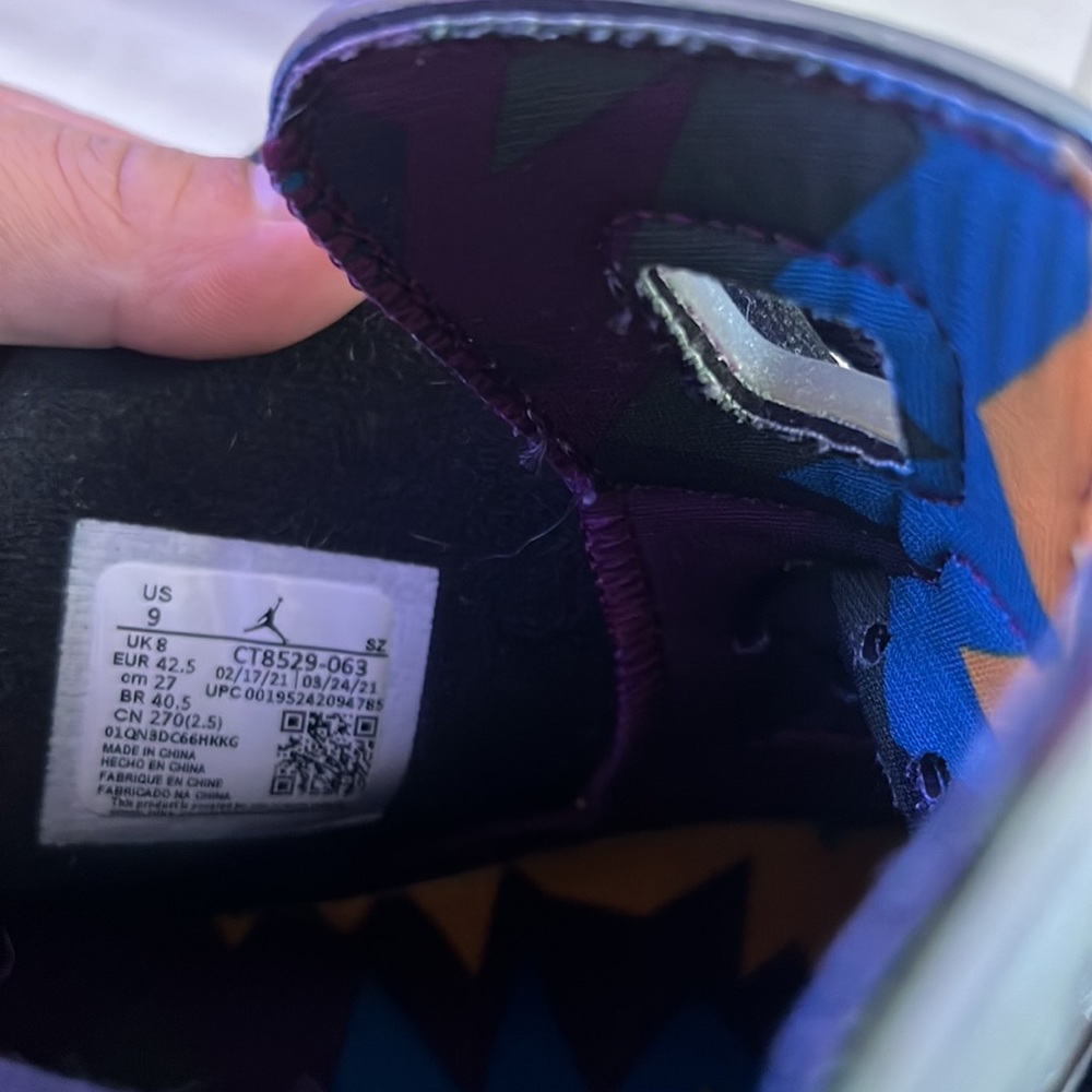 Jordan 6 - Picture 5 of 5